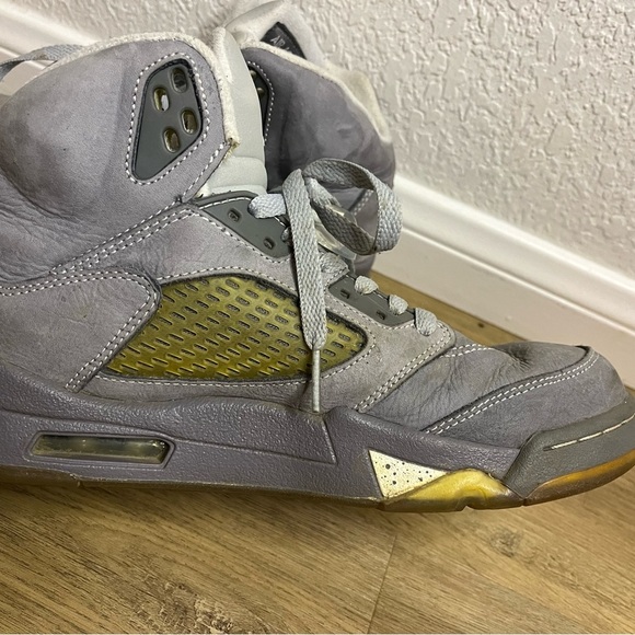Jordan Wolf Grey 5 Sneakers - 2011 Release - Men’s Size 8- Pre-Owned - Picture 8 of 15
